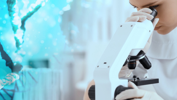 A scientist performing PGT in the Woodlands IVF